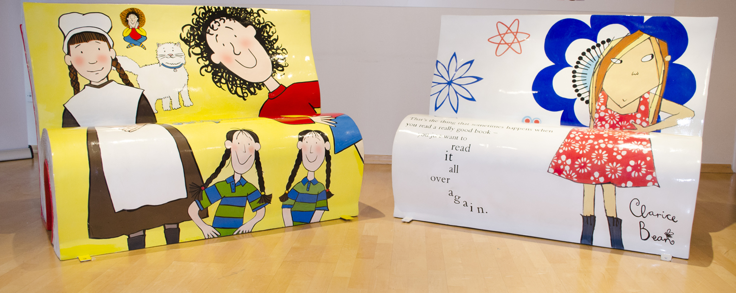 Photo of the Jacqueline Wilson and Lauren Child BookBenches
